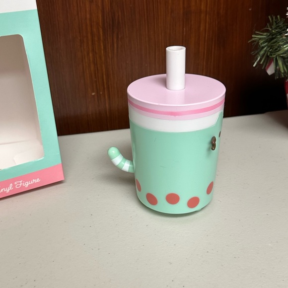 Pusheen Bobasheen Boba Cup Vinyl figure - Picture 7 of 9